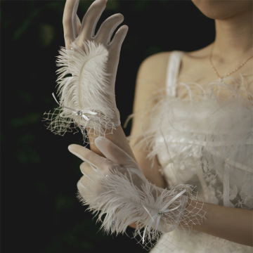 Bride Gloves Feather Short Paragraph Mittens Wedding Gloves Party Prom Dresses Guantes Accessories Lady Women Glove With Fingers