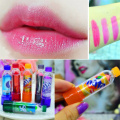 24pcs Cute Lip Balm Beauty Lipbalm Mosit Batom Bottle Nutritious Lips Care Makeup Balm 6 Colors Available Nice Gifts Dropship