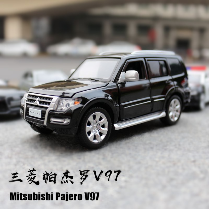 1:32 Scale Mitsubishi Pajero JACKIEKIM Diecast Toy Car Model Doors Openable Sound & Light Educational Collection Gift For Kid