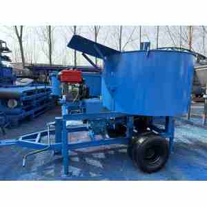 Customized size of mobile concrete diesel mixer