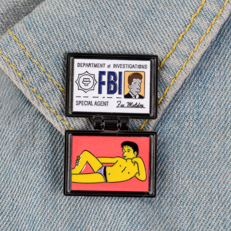 The Flip-Cover Pin FBI Fox Mulder ID Card Enamel Brooches Funny portrait Lapel pins Badges X-Files Jewelry Cartoon Pin