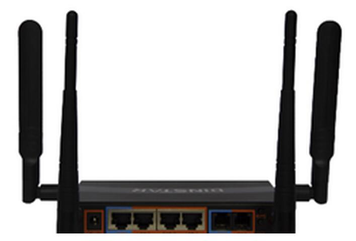 UC100-1V1S With 1 LTE And 1 FXS Dinstar VoIP PBX VOIP PSTN Gateway