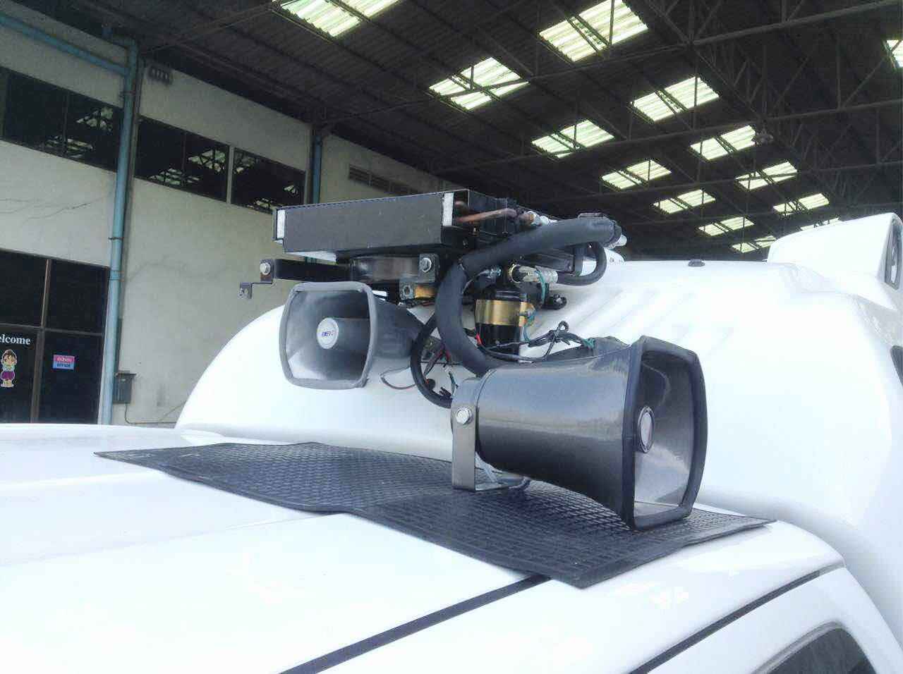 Horn speaker for car