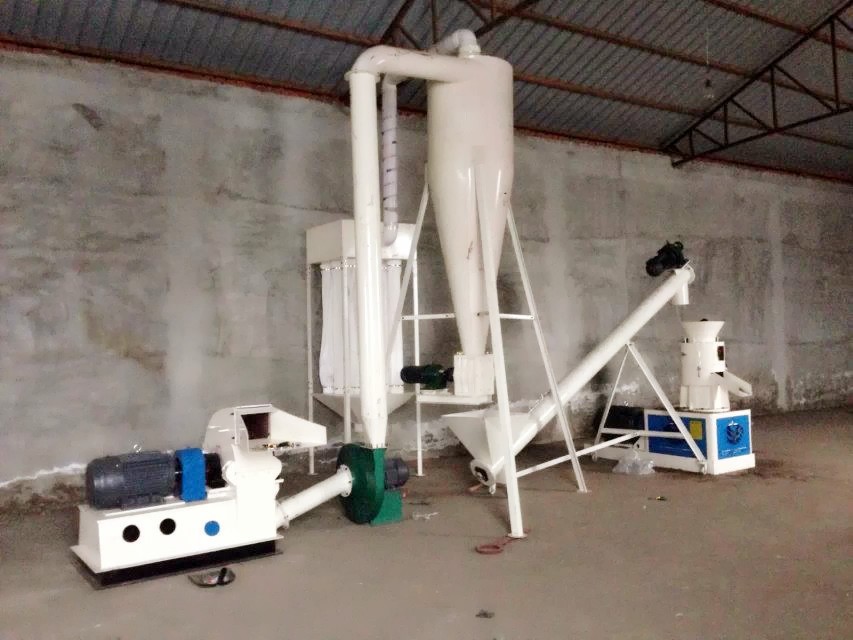 800-1500kg/h multifuncational hammer mill /wood crusher with best price