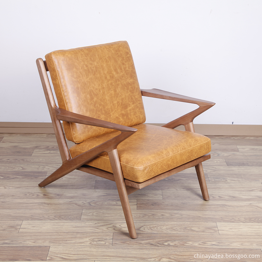 Wooden Selig lounge chair 