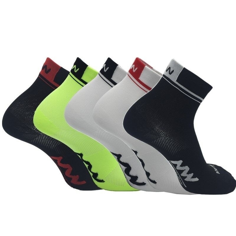 16 Colors Unisex Professional Brand Men Sport Socks Breathable Road Bke Socks Women Outdoor Sport Racing Cycling Socks