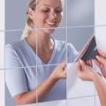 16pcs 15cm * 15cm Wall Stick Mirrors Self-adhesive Tiles Mirror Wall Stickers for Bath Room Washing Room Home Decor