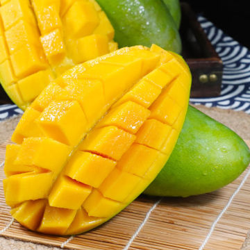 Premium Fresh Yunnan-Grown Mangoes