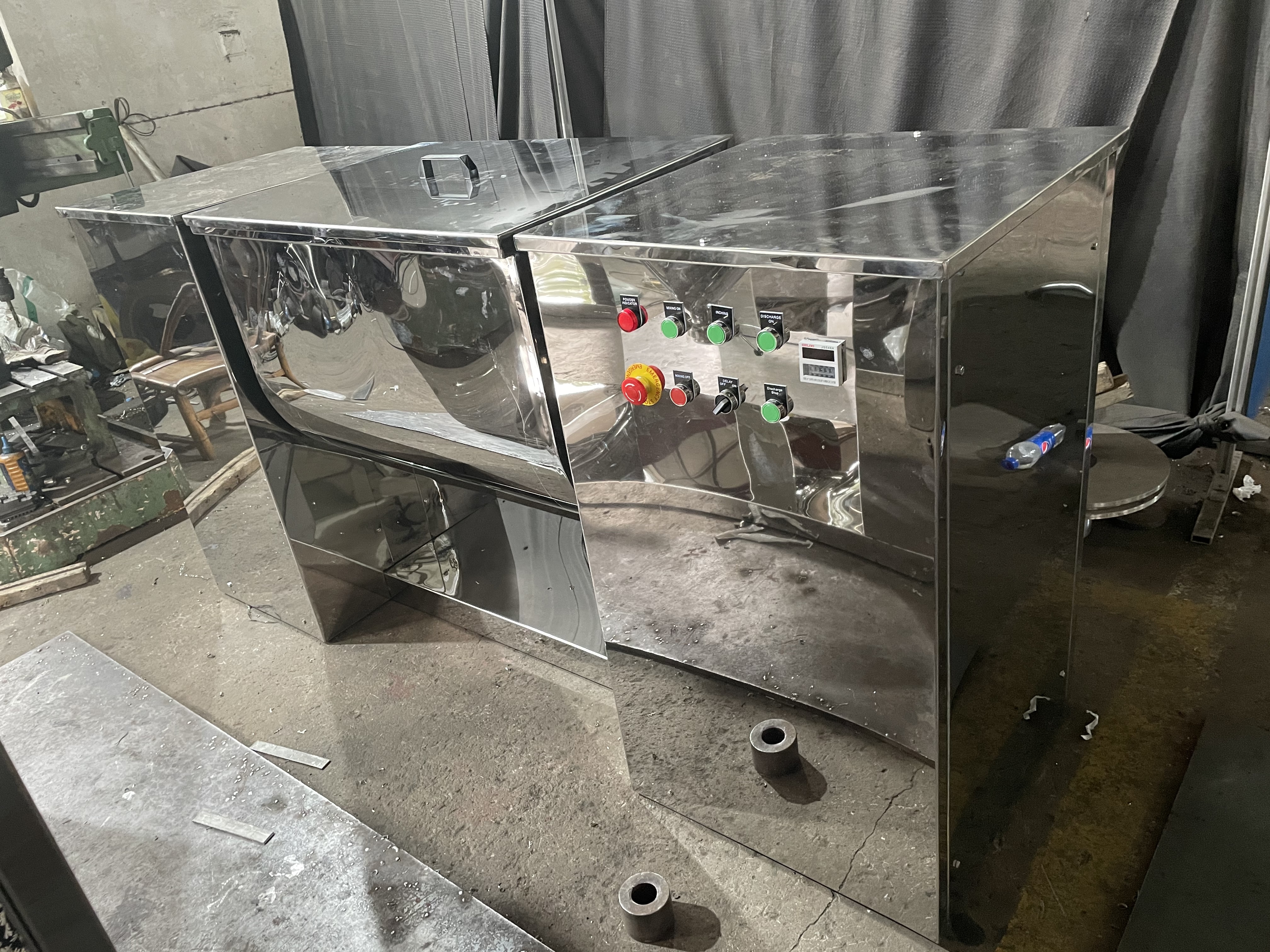Screw Cone Mixing Machine