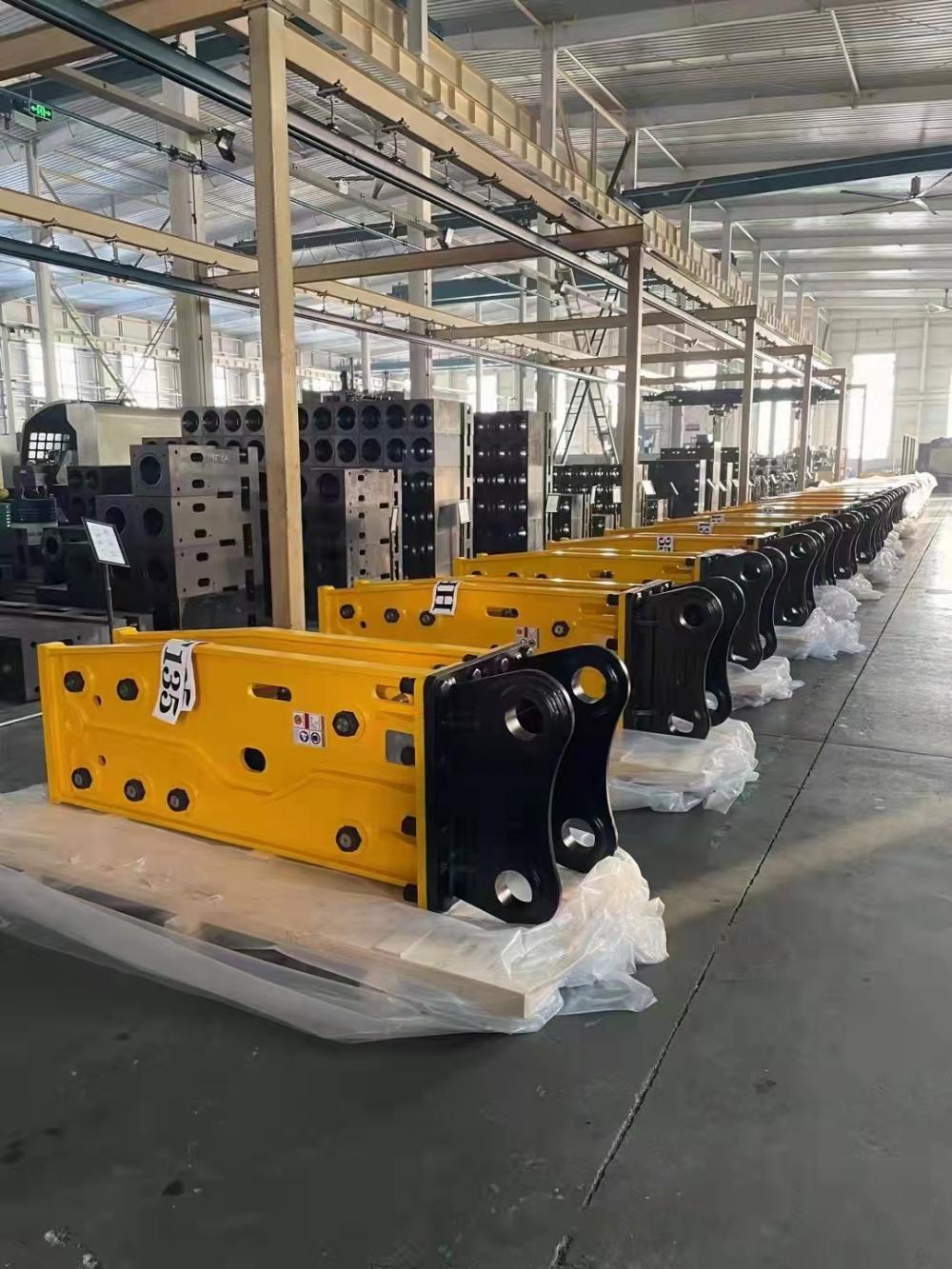 Hydraulic Breaker 7 Jpg