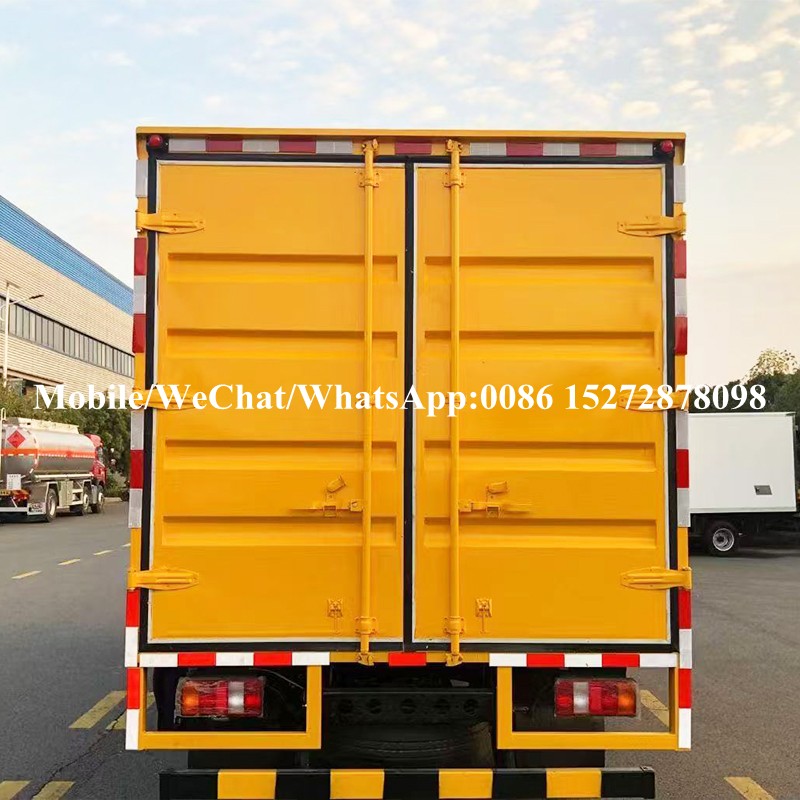 Workshop Truck (3)