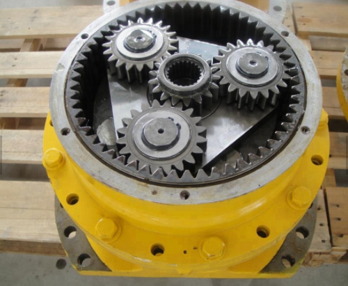 2032600150 Swing Gearbox for PC200-6