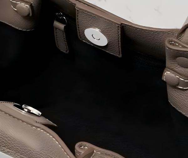 2025 Design Fashion Handbag for Women