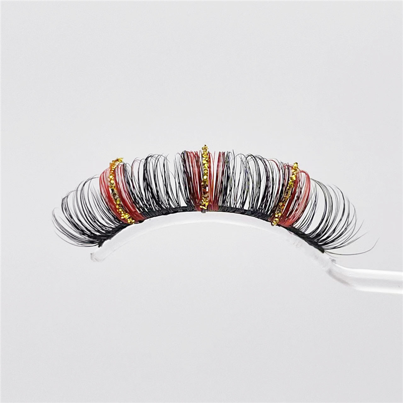 Russian Eyelashes With Glitter
