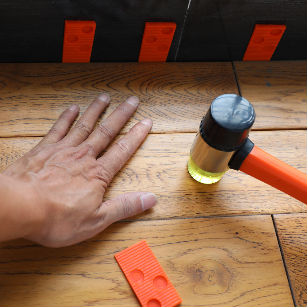 Julaihandsome Professional Laminate Wood Flooring Installation Kit , Spaces.Tapping Block, Pull Bar ,Mallet Hand Tool Set