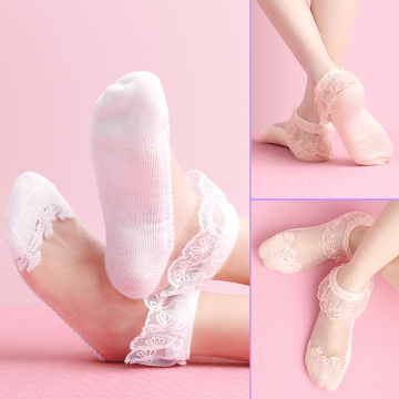 Kids Girls Lace Socks Princess Bobbysocks Candy Color Retro Sox Lace Ruffle Children Ballet Socks Cute Hosiery 2 Pairs
