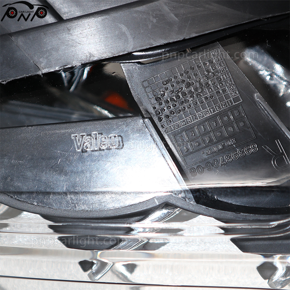 Xenon headlight for Audi Q7 2010-2015