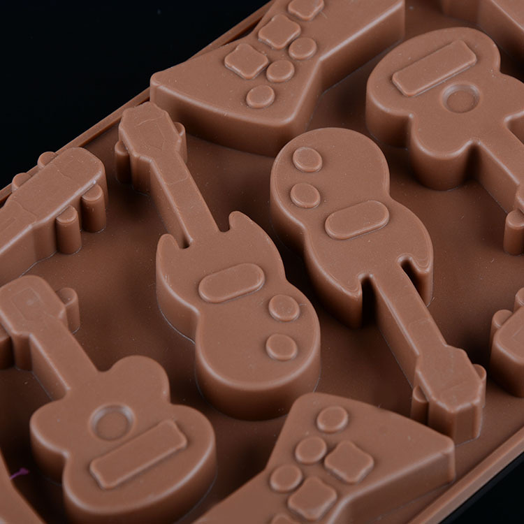 1PCS Food Grade Silicone Material, Music Guitar Shape For Chocolate Handmade Mold, Cake Tools, Cookie , Jelly, Ice Mold E047