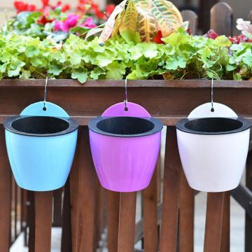 Self Watering Flower Pot Wall Hanging Resin Plastic Planter Durable For Garden Balcony Hanging Plants Pot Self Watering Planter