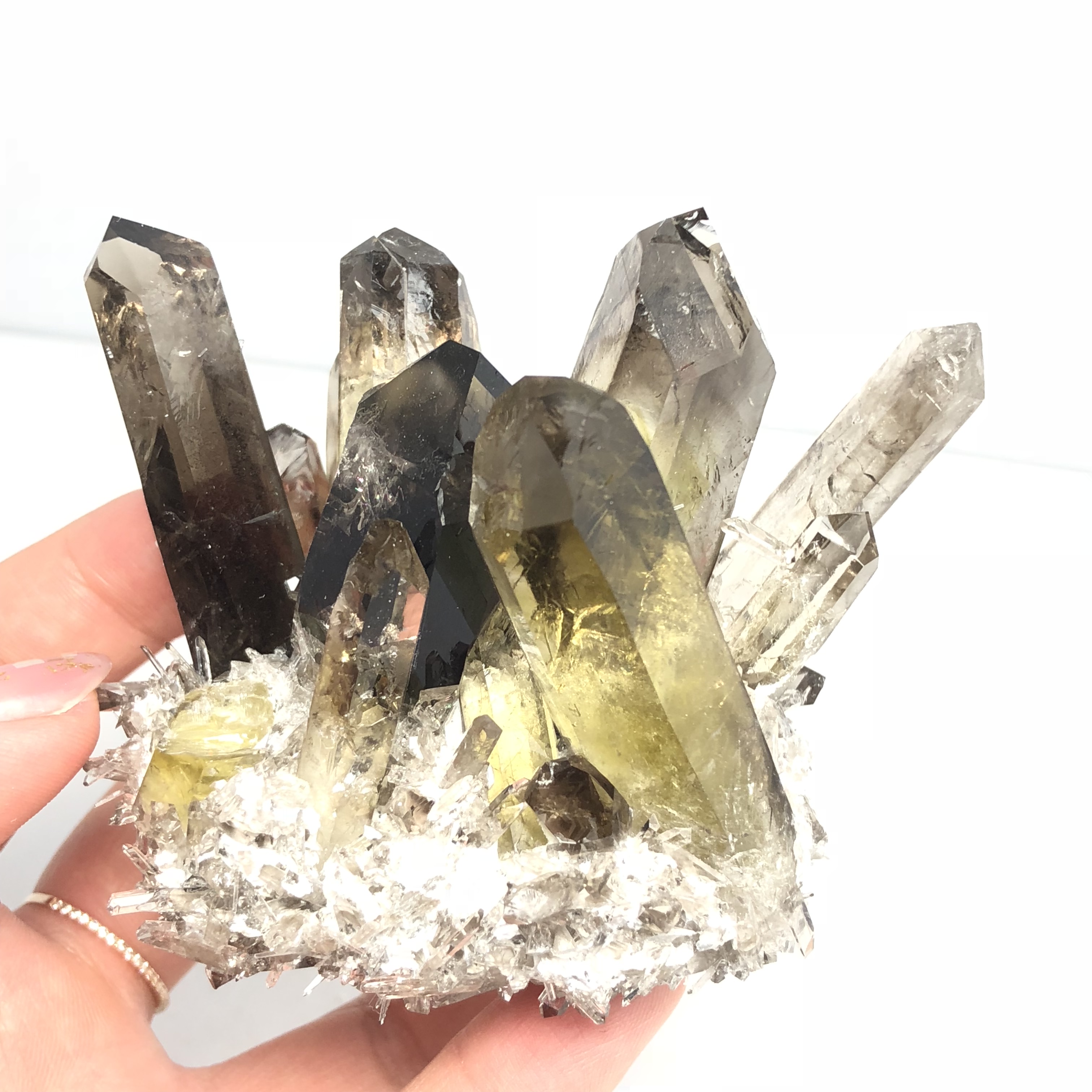 unique Natural tawny transparent quartz crystal clusters of mineral samples, reiki healing beautiful craft home decoration