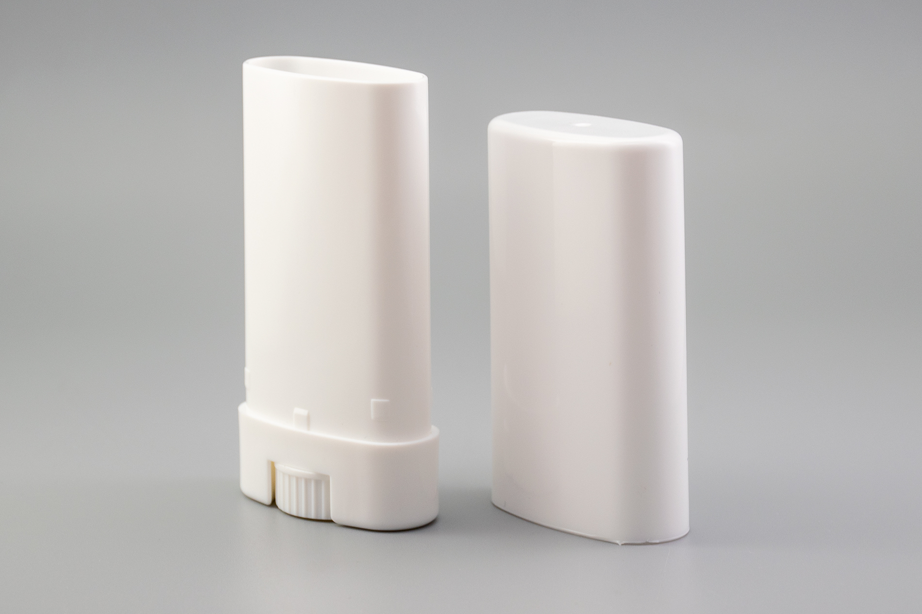 1/2 OZ White Empty Oval Flat Tubes  Lip Balm Containers 15g