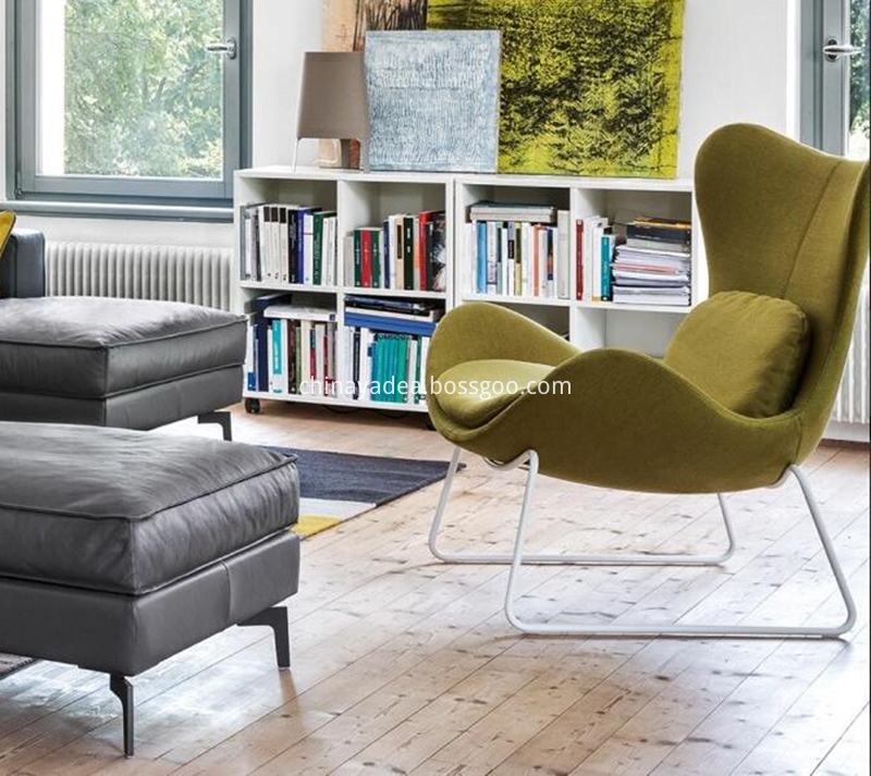 Calligaris-Lazy-Armchair-for-living-room