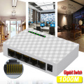 Mini 5-Port Desktop 1000 Mbps Network Switch Gigabit Fast RJ45 Ethernet Switcher LAN Switching Hub Adapter Full duplex Exchange