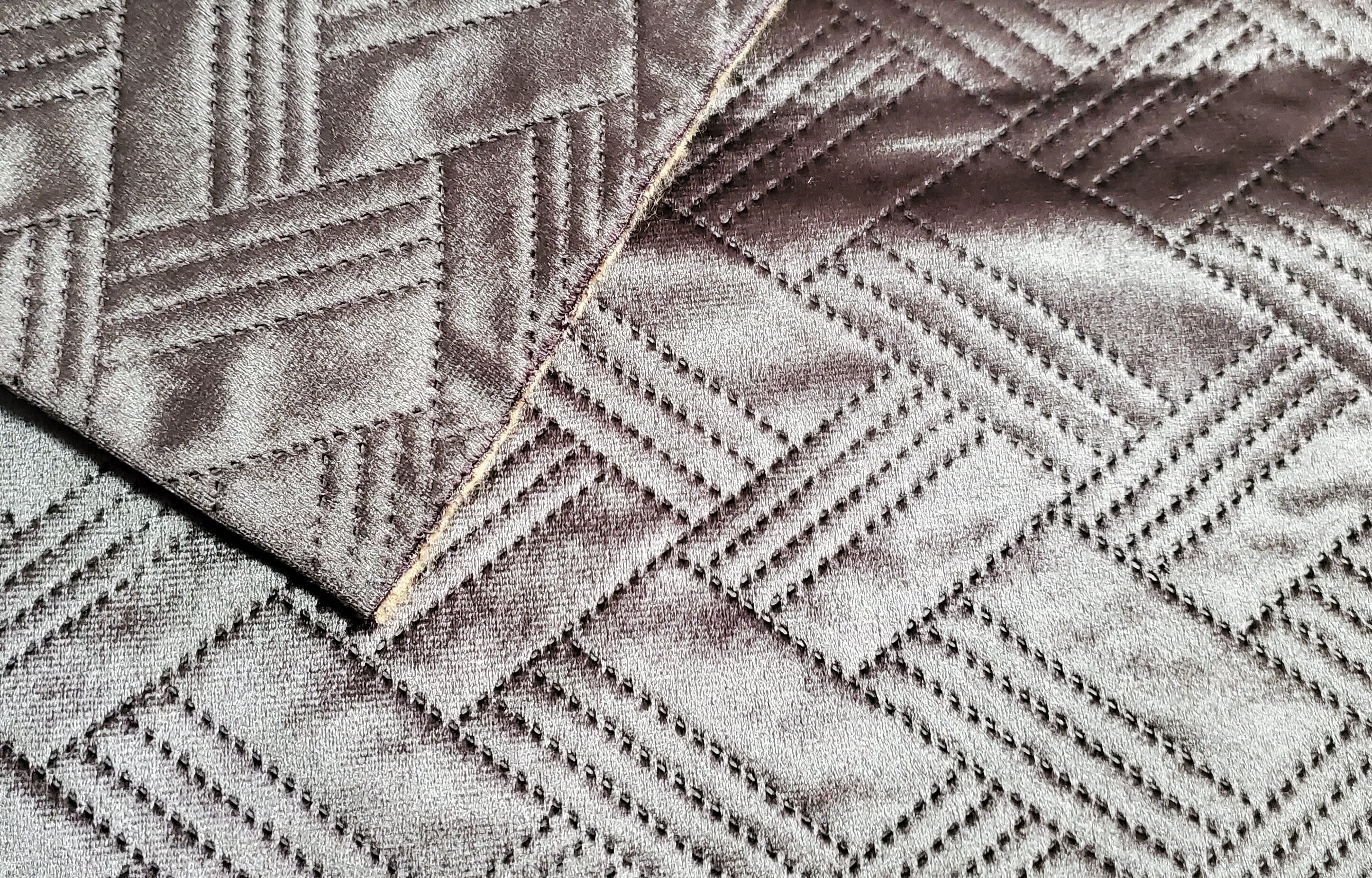 Ultrasonic Dotted Holland Velvet g