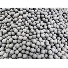 Abrasion-resistant steel balls and grinding tools