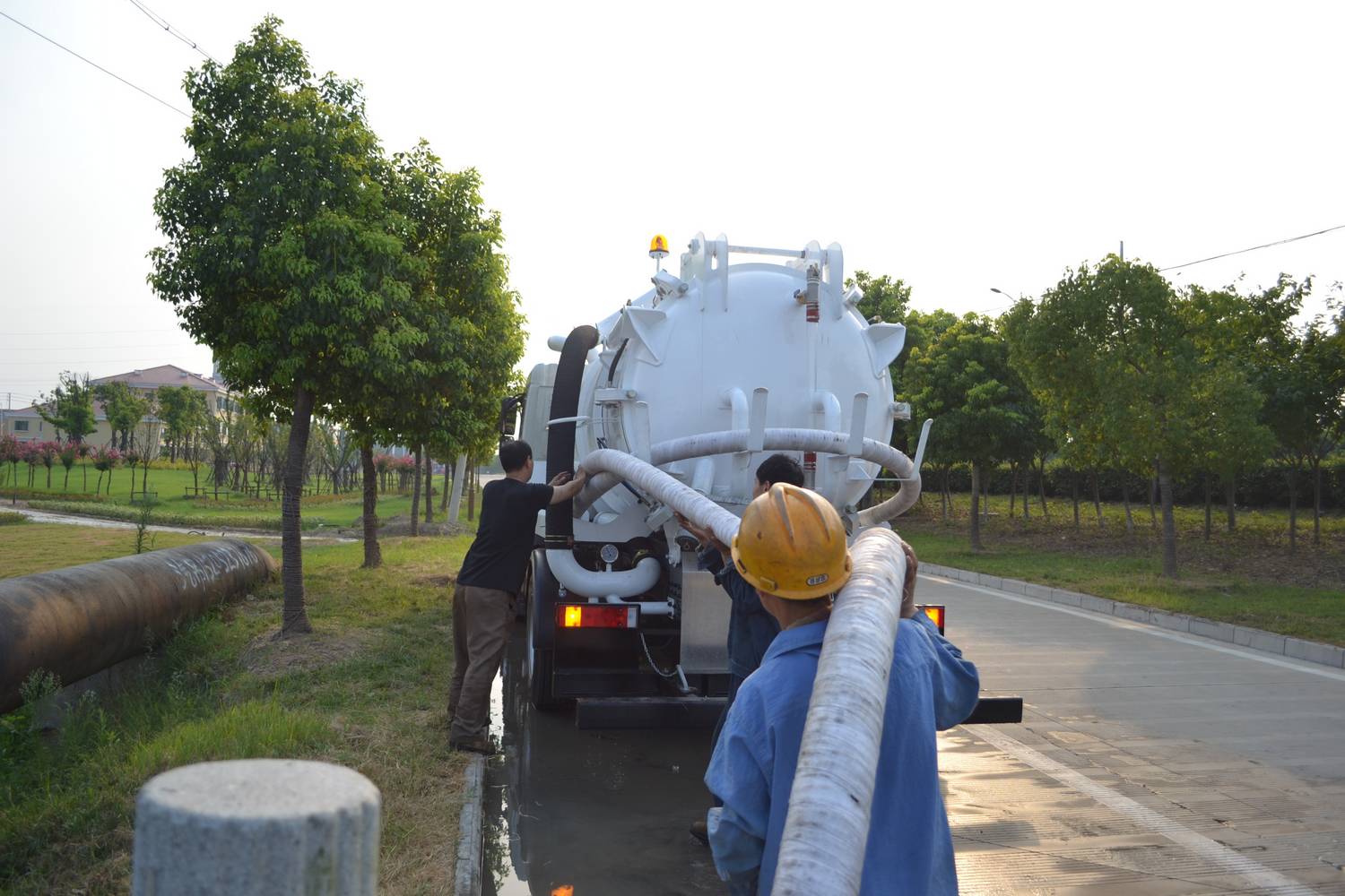 Vacuum Suction Trucks