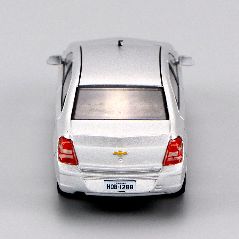 1:43 IXO CHEVROLET COBALT LTZ1.4 2011 DIECAST CAR MODEL COLLECTION TOYS RARE COLLECTION