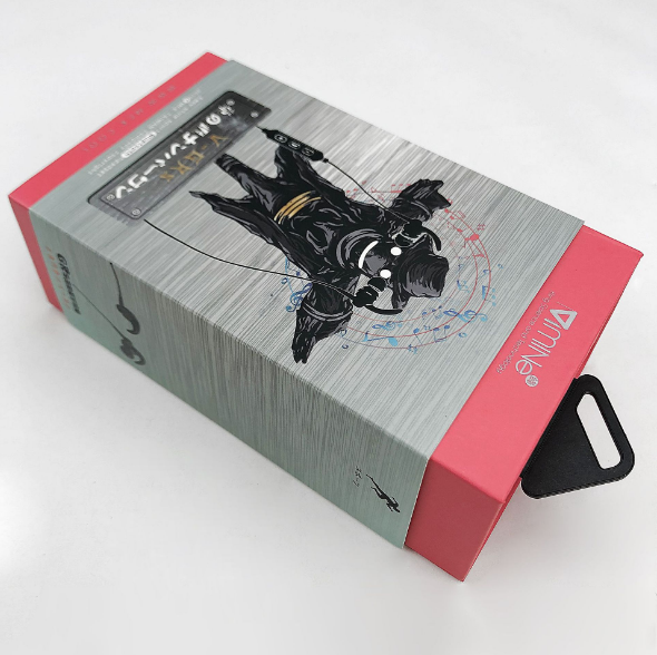 Hanger Box With Magnetic