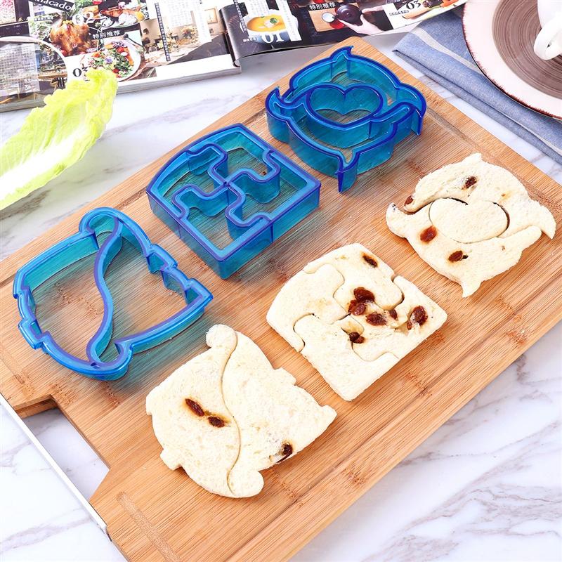 Kitchen Accessories Tools DIY Sandwich Cutters Set Stainless Steel Vegetable Molds Plastic Bread Cutters For Kid Kitchen Gadgets
