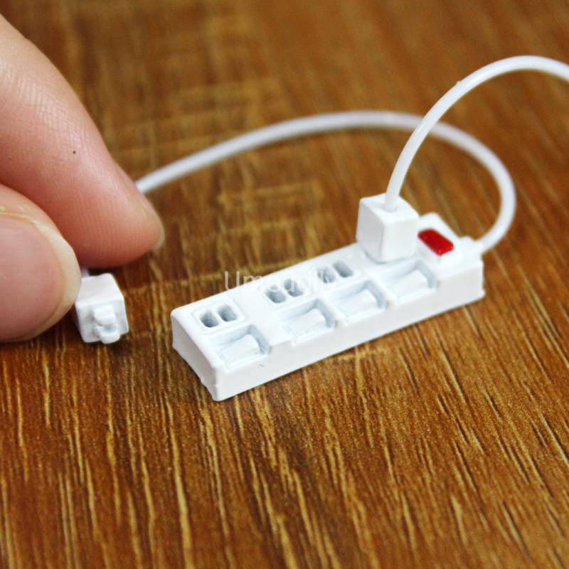 1PCS 1:12 Scale Miniature Dollhouse Socket Charging Cable for Mini Mobile Phone Model Barbies Doll House Decoration Accessories