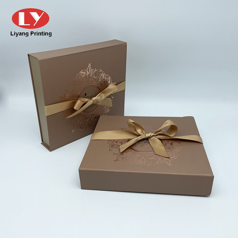 Box Custom Color Jpg