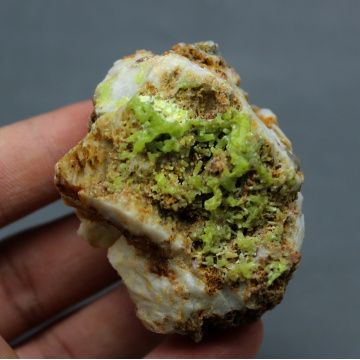 76g Natural RARE Pyromorphite green lead ore natural mineral crystals teaching specimen collection from China