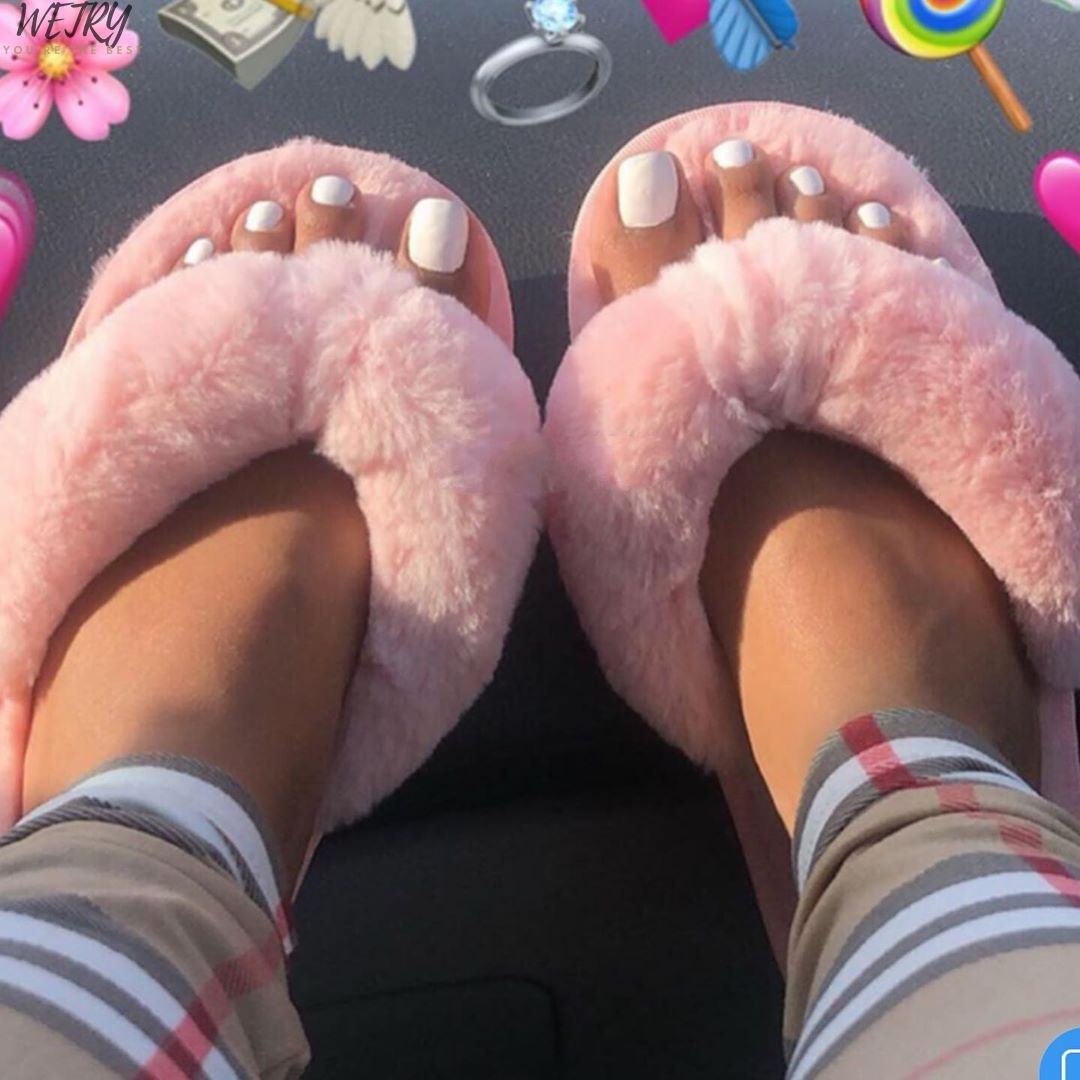Winter Home Slippers 2020 New Fashion Women Faux Fur Warm Shoes Woman Slip on Flats Female Fur Flip Flops Pink Plus Size 36-41