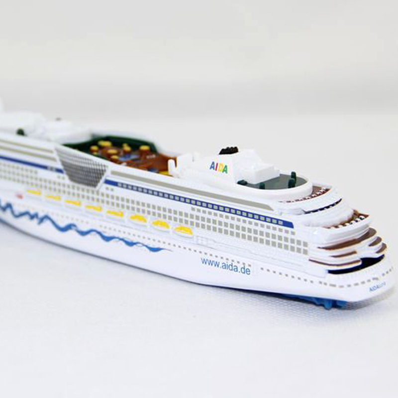 1/400 Ship Model Siku German Aida Luna Luxury Cruises 1720 Model 18cm Plastic Boat Collection