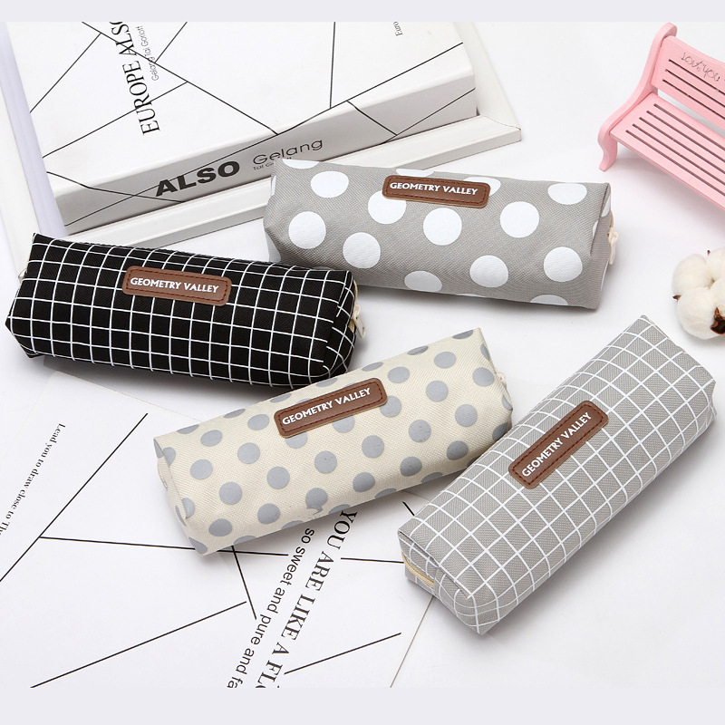 1PC Small Fresh Round Point Lattice Pencil Case High Capacity Canvas Material Pencil Bag Office Stationery And School Supplies