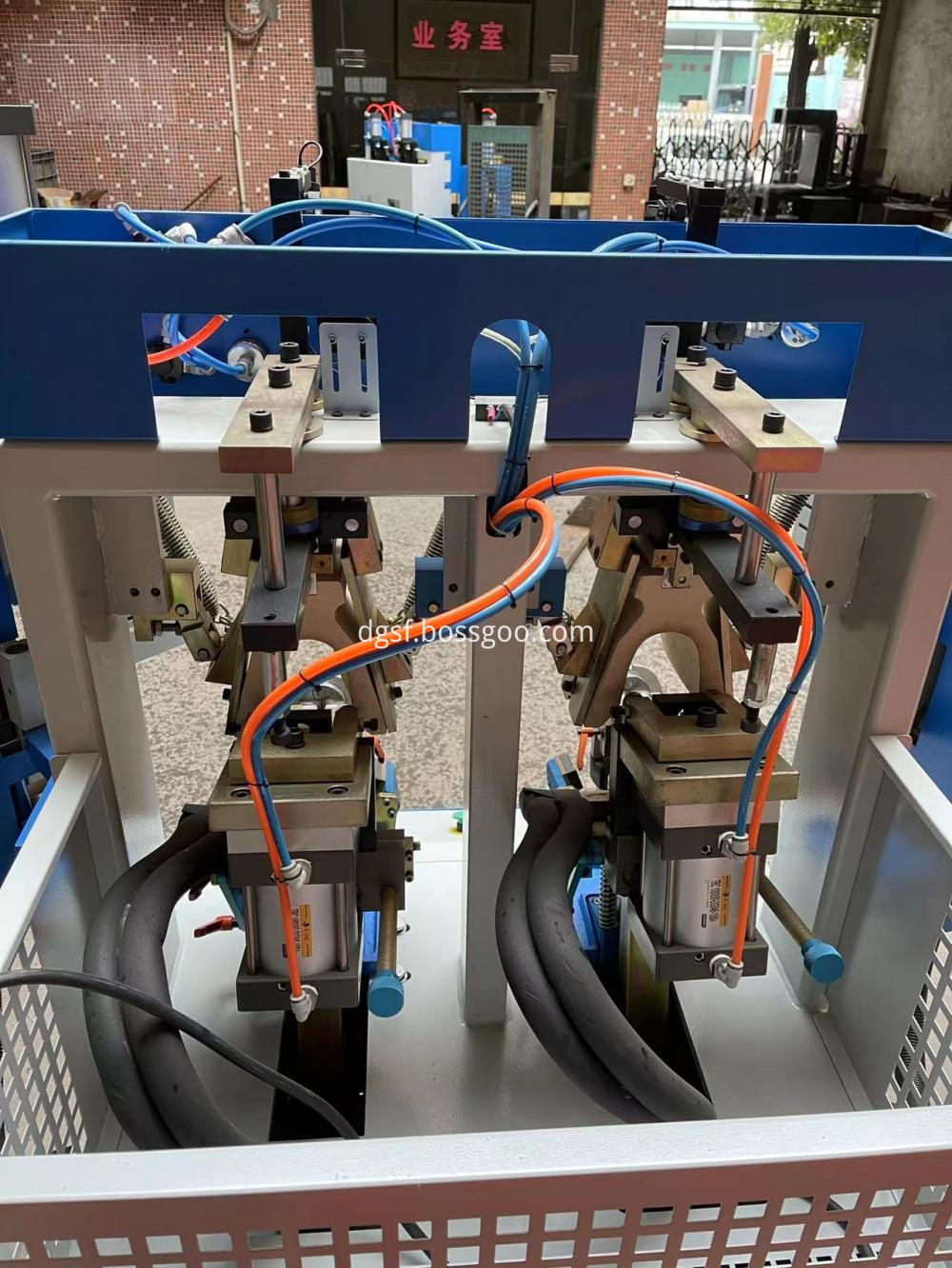 counter moulding machine
