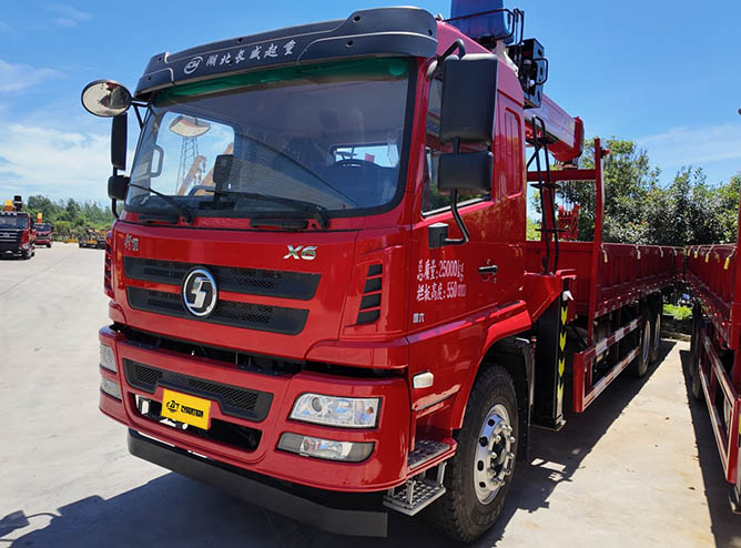 Xuan De X6 Truck Crane