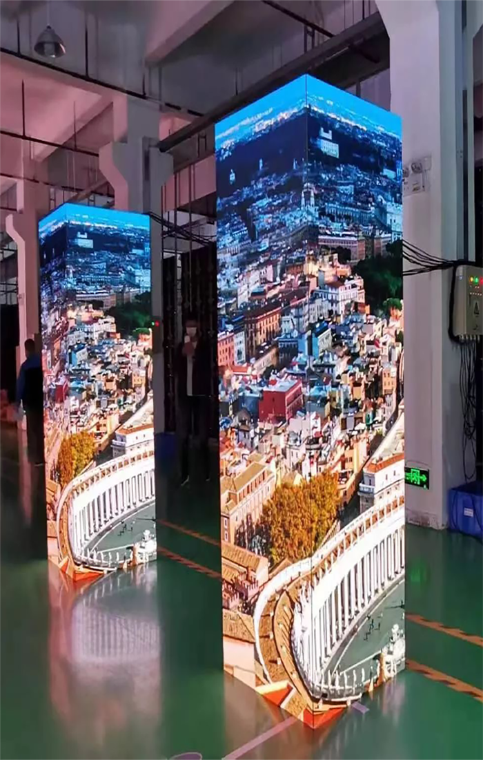 Rectangular pillar LED screen