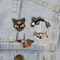 Black Koi Cat Brooch Cute Goldfish Enamel Pin Denim Lapel Pins Japanese Fish Origami Crane Badge Fashion Jewelry Blessing Gifts