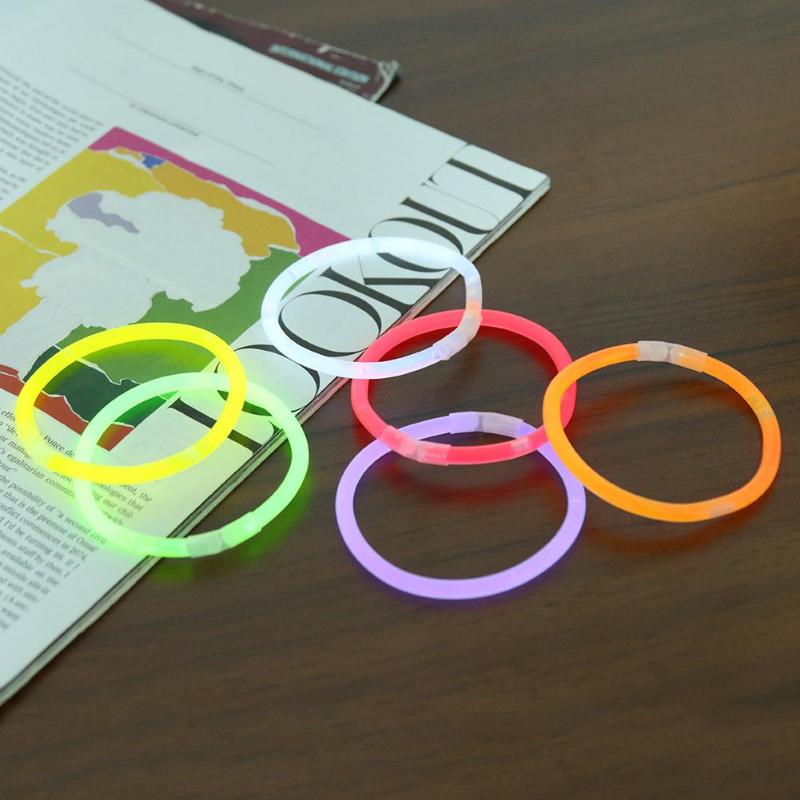 100pcs Fluorescence Light Glow Sticks Bracelets Necklaces Party Stickers Sports Event Festive Party Neon Light Stick Supplies