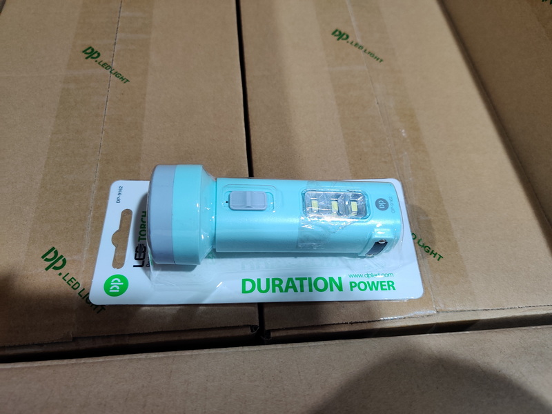 9162-4-Portable Rechargeable LED Torch with 3W Power and Side Light