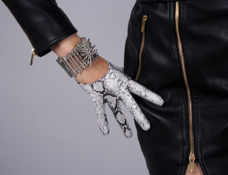 Women's silver snake skin print faux pu leather short gloves female sexy party dress fashion driving glove R1068
