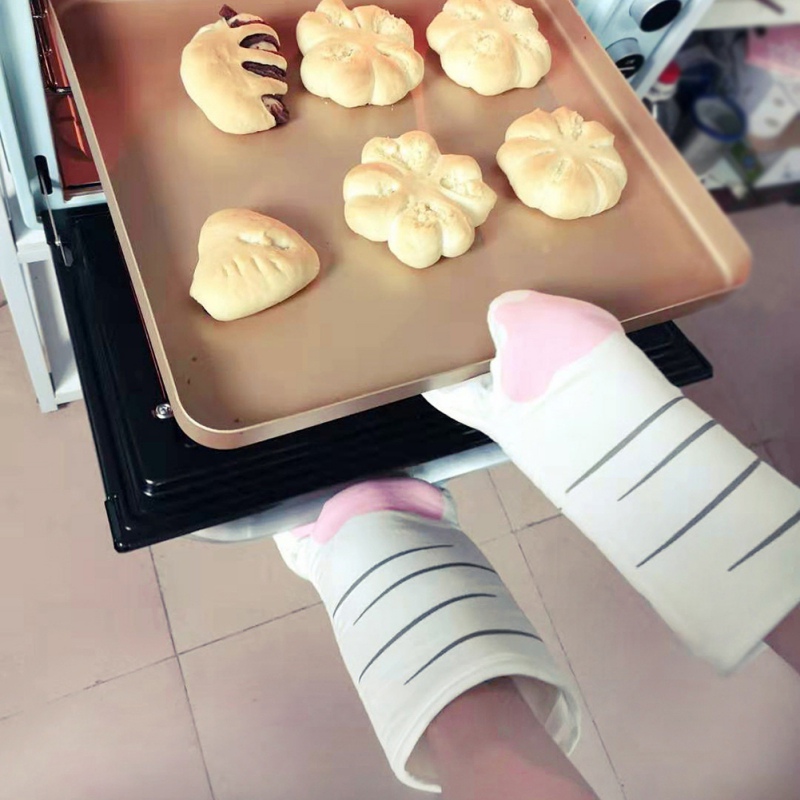 Non-slip Kitchen Gloves Cat Paws Oven Mitts Long Cotton Baking Insulation Gloves Microwave Heat Resistant