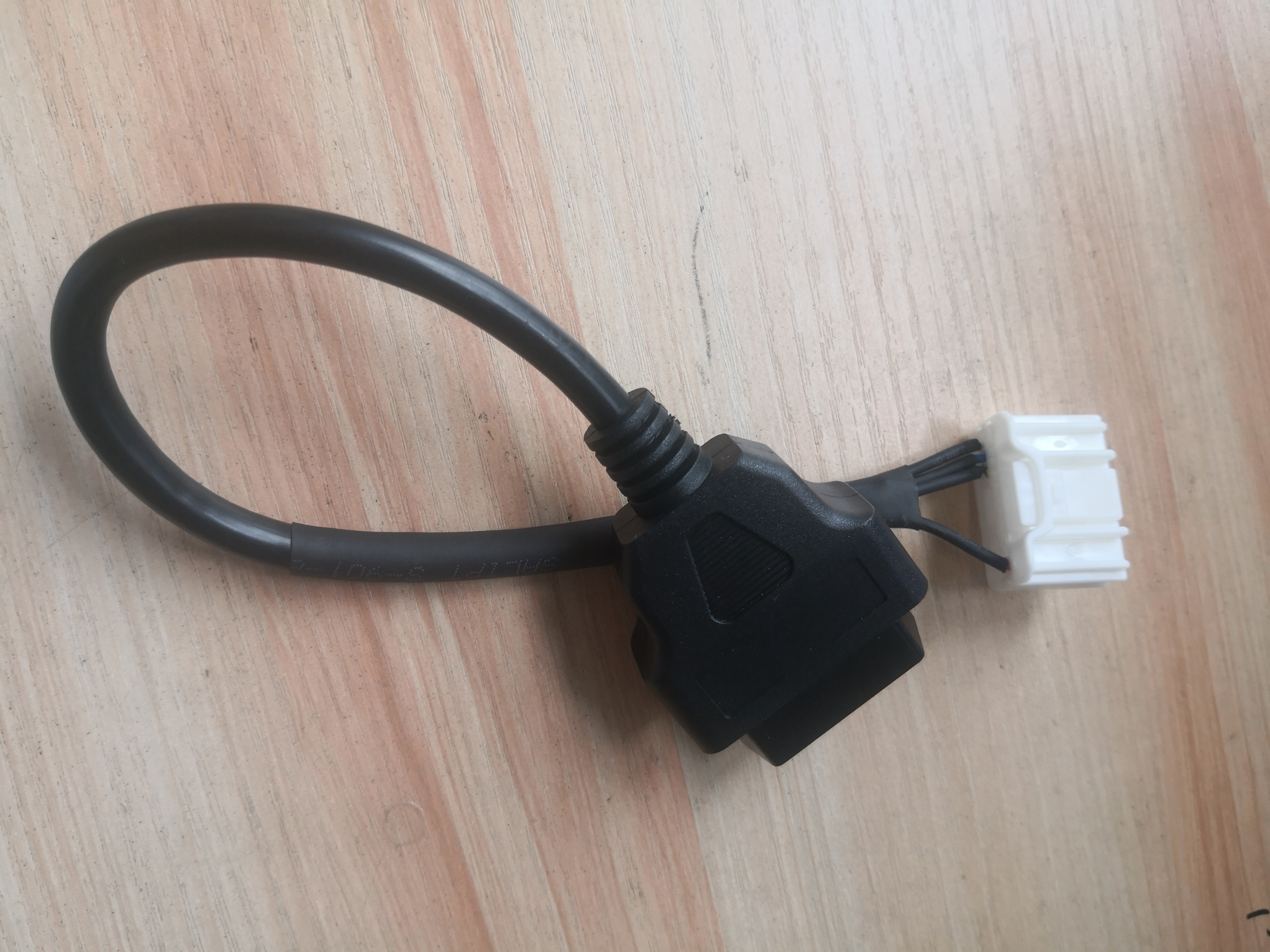 20 pin connector after 2015 New Tesla model S/X OBD II diagnostic harness electronic cable of new energy vehicle