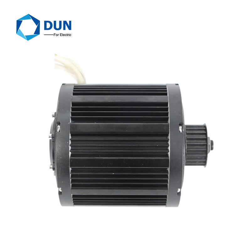 100kmh 4000W Peak 10kw QS138 90H Mid Drive Motor With EM150S Controller Powertrain For Adult Electric Motorcycle