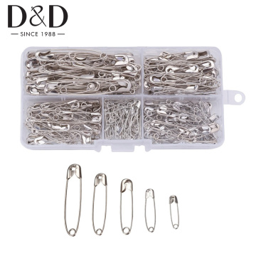 220pcs Safety Pins Assorted Small Large Safety Pins for Home Office Use Art Craft Sewing Jewelry Making in a Plastic Box